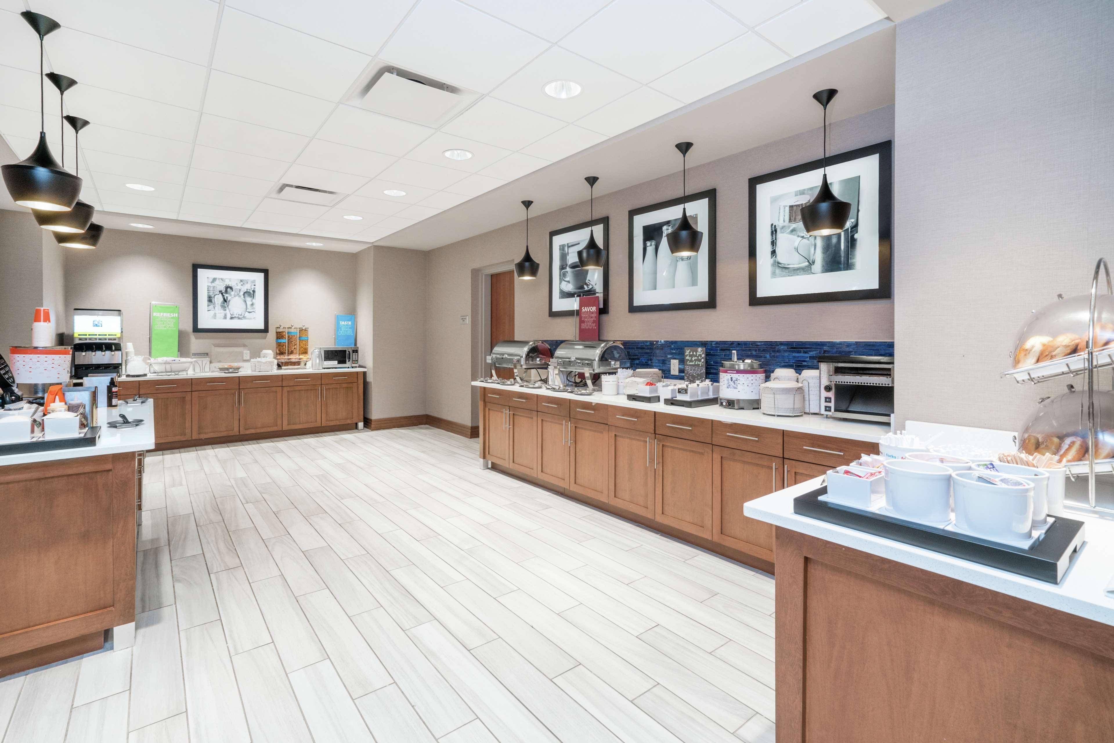 Hampton Inn & Suites Newburgh Stewart Airport, Ny Buitenkant foto