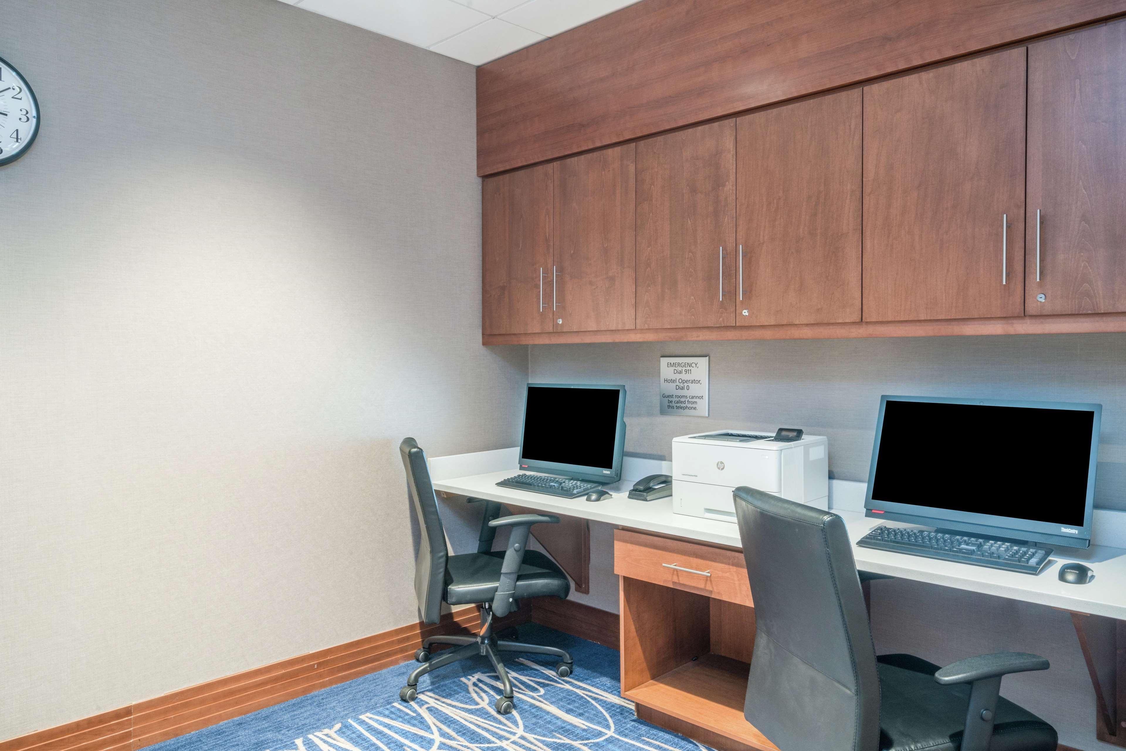 Hampton Inn & Suites Newburgh Stewart Airport, Ny Buitenkant foto