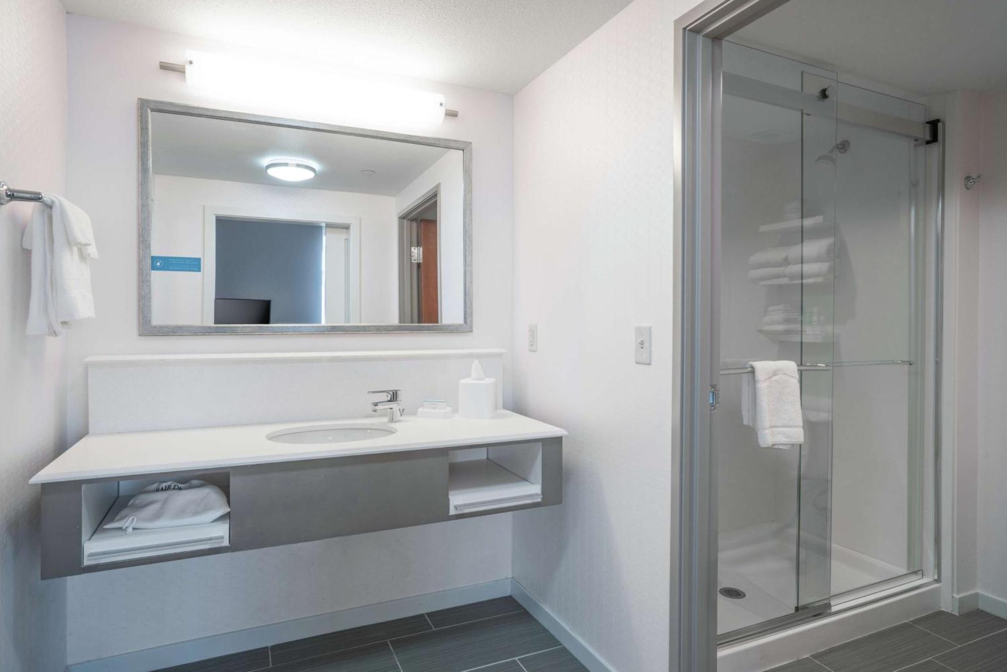 Hampton Inn & Suites Newburgh Stewart Airport, Ny Buitenkant foto