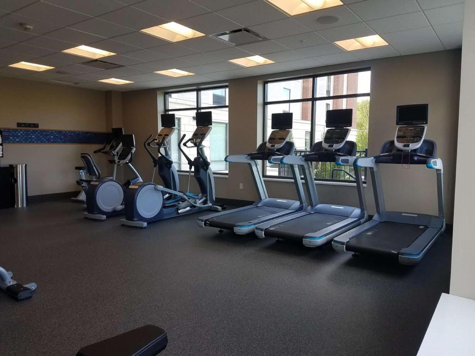 Hampton Inn & Suites Newburgh Stewart Airport, Ny Buitenkant foto